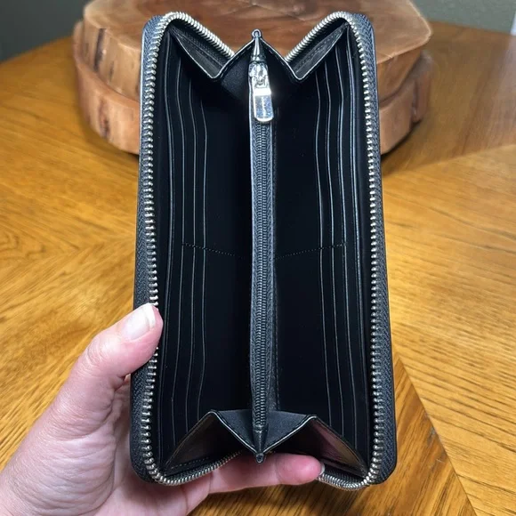 COACH SIGNATURE OUTLINE WITH STRIPE ACCORDION ZIP WALLET - Picture 8 of 16